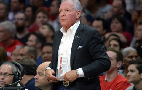 九游体育官网-转折点！瓦伦西亚远射贴柱，NBA季后赛国际比赛日攻防权衡，压力陡增，临场指挥获称赞(今日nba季后赛晋级之谜冠军之路揭秘图解)